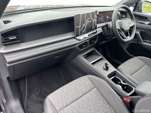 Volkswagen Tayron EDITION 75 2.0 TDI DSG 150BHP - Image 3
