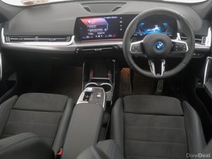 BMW iX1 eDrive20 M Sport - Image 4