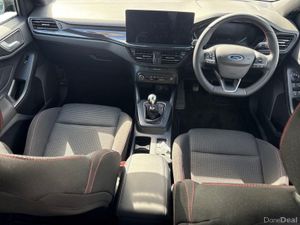 Ford Focus 1.0L EcoBoost 125PS ST-Line - Image 2