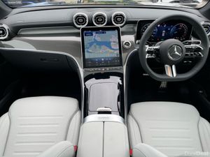Mercedes-Benz GLC 300E AMG Line Plus 4MATIC SUV ** - Image 4