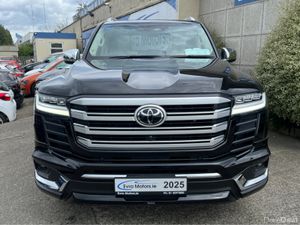 Toyota Land Cruiser AMAZON 3.3 DIESEL AUTOMATIC 2 - Image 2