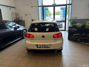 Volkswagen Golf 1.2 5DR AUTO Bluemotion Comfortlin - Image 4
