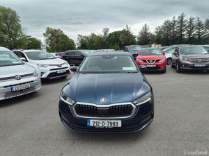Skoda Octavia AMB 2.0tdi 115HP 5DR - Image 2