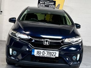2016 Honda Fit 1.5 Hybrid Automatic,CarPlay - Image 2