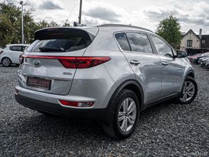 161 Kia Sportage EXS 1.7d/New NCT/3 Owners/12m War - Image 3