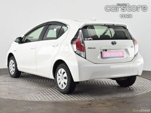 Toyota Aqua 1.8 Hybrid - Image 3