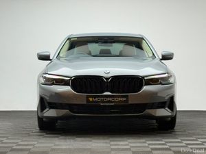 BMW 5-Series 520i SE AUTO - Image 2