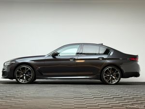BMW 5-Series 530E M SPORT XDRIVE - Image 4