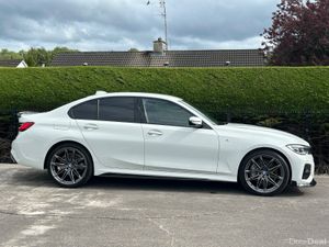 BMW 3-Series 2020 - Image 4