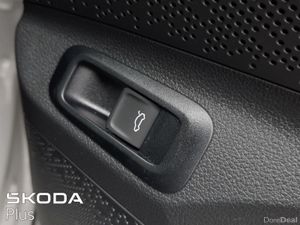 Skoda Enyaq **LIMITED STOCK**FOR IMMEDIATE DELIVER - Image 3