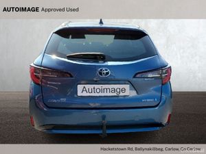 Toyota Corolla 1.8 Hybrid Luna - Image 4