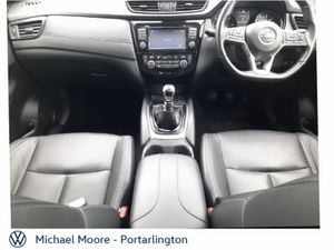 Nissan X-Trail 1.6d SV 7 Seats Design Pack - Image 2