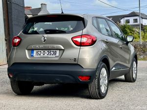 Renault Captur 2015 1.5 diesel low mileage - Image 4