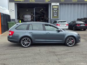 Skoda Octavia VRS - Image 2