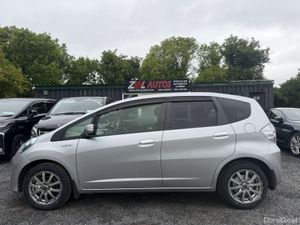 131 Honda Fit HYBRID 1.37950 - Image 4