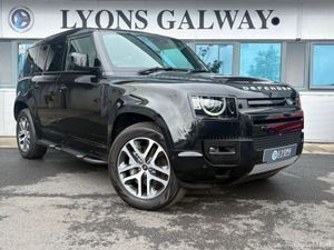 Land Rover Defender 110 XS / Glass Roof / Plug in - Image 3