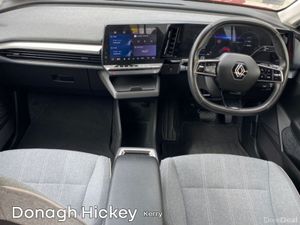Renault Megane E-Tech EV60 220hp Equilibre - Image 2