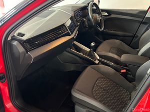 Audi A1 SPORTBACK 30 TFSI 110HP S L LINE - Image 3