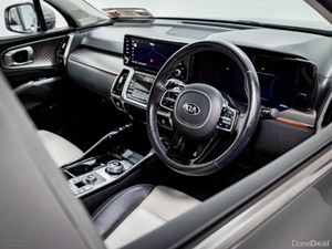 Kia Sorento K4 1.6 PHEV Auto 260HP AWD - 7 Seats - Image 2