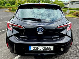 2022 TOYOTA COROLLA LUNA HYBRID - Image 4