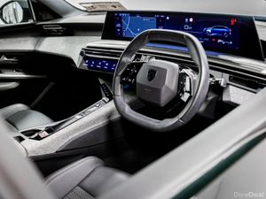 Peugeot 3008 Allure Hybrid Auto 145HP - Image 2