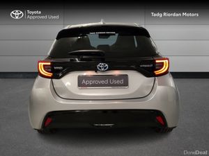 Toyota Yaris 1.5 HYBRID PLATINUM - Image 4