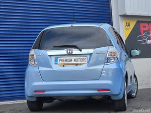 Honda Fit Hybrid - Image 3