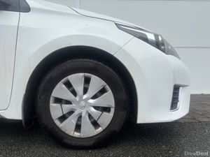 2015 TOYOTA COROLLA 1.4D FTSH NCT TAX - Image 3