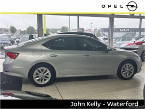 Skoda Octavia OCTAVIA AMB 1.0TSI MHEV 110HP DSG - Image 3