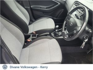 Hyundai i20 1.2 PETROL DELUXE - Image 4
