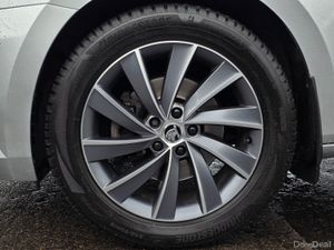 Skoda Superb SPORT LINE 2.0 TDI Estate - Image 3