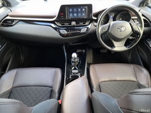 Toyota C-HR G HYBRID AUTO - Image 4