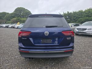 2019 Volkswagen Tiguan TDI 4Motion Highlne - Image 4