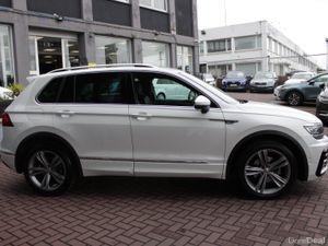 2018 VOLKSWAGEN TIGUAN 2.0TDI R-LINE 5DR AUTOMATIC - Image 3