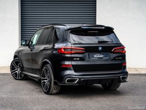 BMW X5 XDRIVE45E M SPORT **PRO PACK + TECH PACK** - Image 4