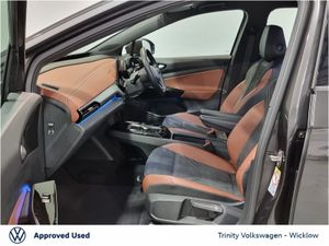 Volkswagen ID.4 ** LIFE PRO ** 77kWh ** 204BHP ** - Image 4