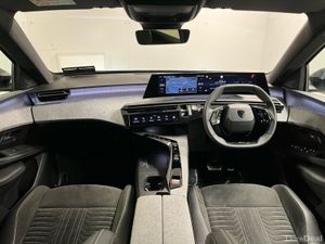 Peugeot 3008 GT EV 73kWh 210BHP - Reversing Camera - Image 4
