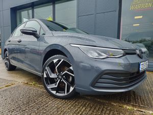 Volkswagen Golf 1.0 TSI 110HP Life - Image 4