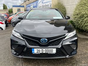 Toyota Camry WS AUTOMATIC HYBRID 2.5 PETROL //HIGH - Image 2