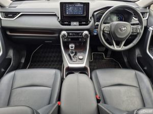 Toyota RAV4 ** HYBRID ** AWD ** HUGE SPEC ** TRINI - Image 2