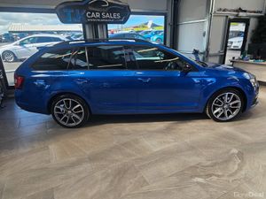 17 SKODA OCTAVIA VRS COMBI 184 BHP - Image 2