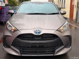 Toyota Yaris 2021 1.5 hybrid self charging - Image 2