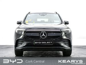 Mercedes-Benz EQB Premium 4Matic EQB 300 AMG Line - Image 4