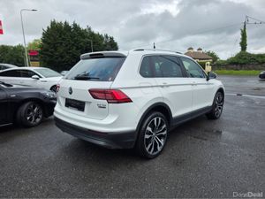 Volkswagen Tiguan AUTOMATIC 4 MOTION 150BHP - Image 3