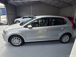 Volkswagen Polo Automatic 2015 Low Miles - Image 4