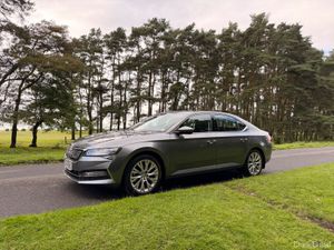 Skoda Superb 2022 1.4 TSI Plug In Hybrid - Image 3