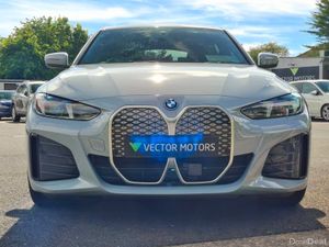 BMW i4 EDRIVE40 M-SPORT UPGRADED WHEELS - Image 3