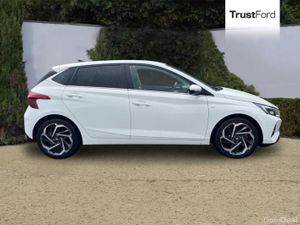Hyundai i20 Premium - Image 3