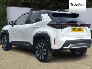 Toyota Yaris Cross Premiere Edition - Image 2
