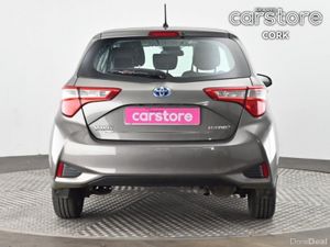 Toyota Yaris Hybrid Luna Auto - Image 4